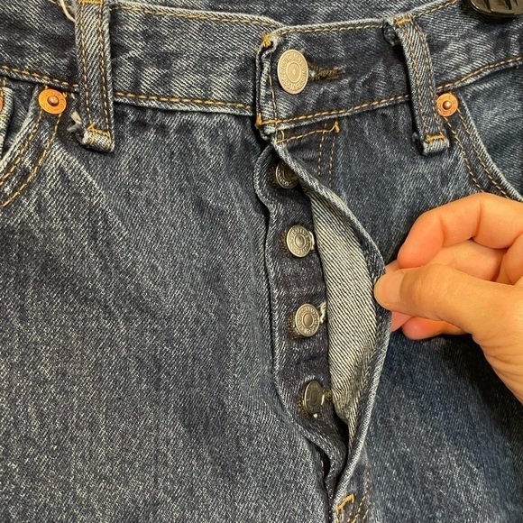 Levi’s 501 Dark Wash Denim High Rise Button Fly Jeans - Picture 6 of 9